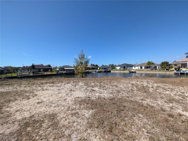 3100 SW 22nd AVE, Cape Coral, FL 33914