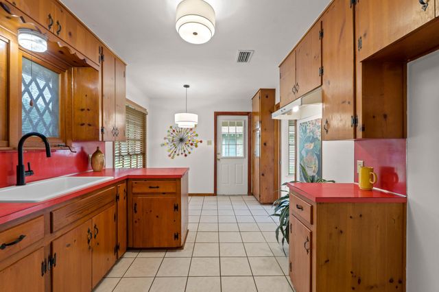 8301 Polar DR, Austin, TX 78757