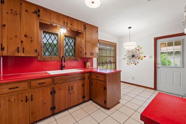 8301 Polar DR, Austin, TX 78757