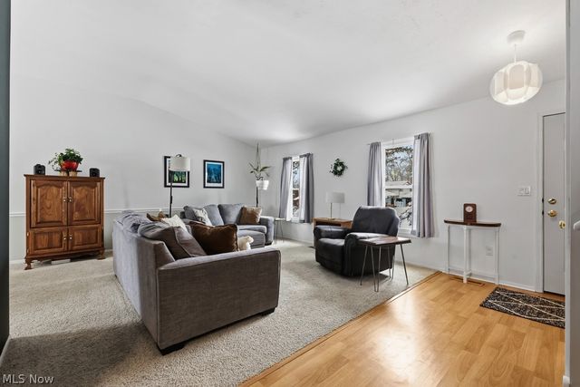 983 W Abbey Drive, Medina, OH 44256