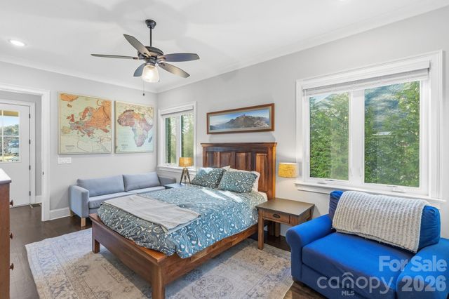 166 Hazelton Loop, Mooresville, NC 28117