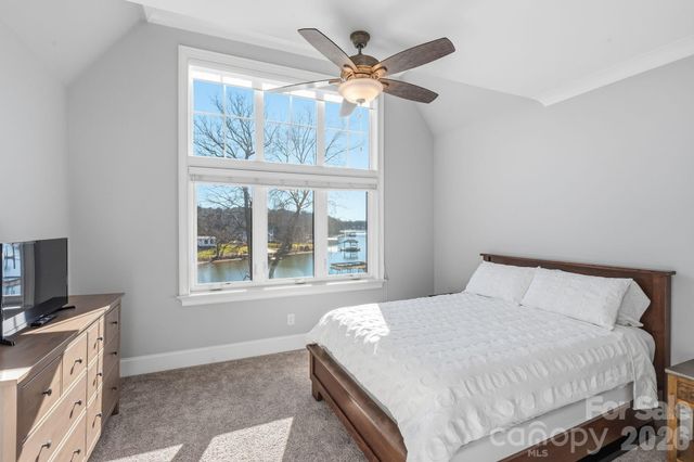 166 Hazelton Loop, Mooresville, NC 28117