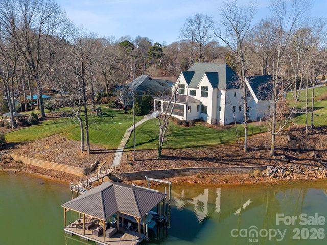 166 Hazelton Loop, Mooresville, NC 28117