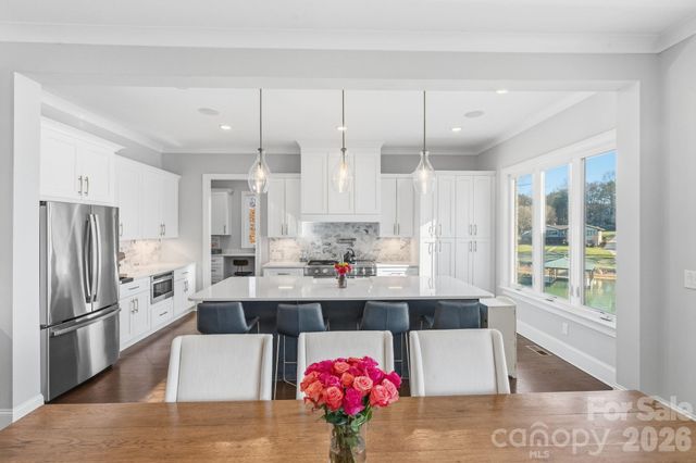 166 Hazelton Loop, Mooresville, NC 28117