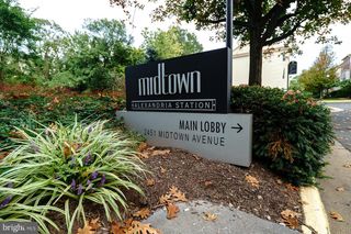 2451 MIDTOWN AVE #713, Alexandria, VA 22303