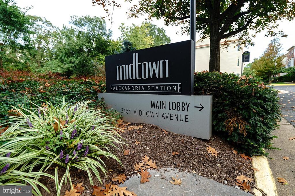 2451 MIDTOWN AVE #713, Alexandria, VA 22303