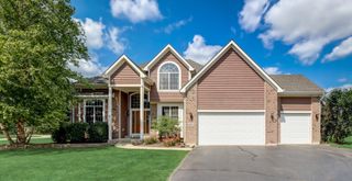 1807 Ballina Lane, Mchenry, IL 60050