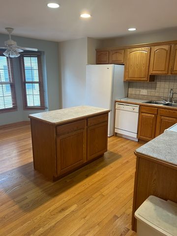 681 Hampshire Drive, Hampshire, IL 60140