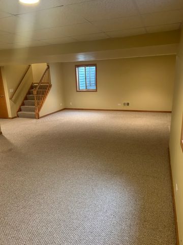 681 Hampshire Drive, Hampshire, IL 60140