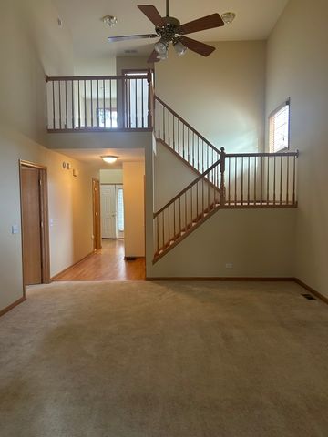 681 Hampshire Drive, Hampshire, IL 60140