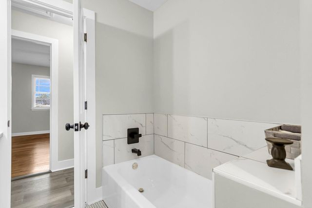 127 Roberts Road, Summerville, SC 29483