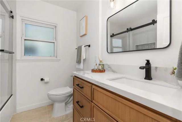 5530 E Pageantry, Long Beach, CA 90808