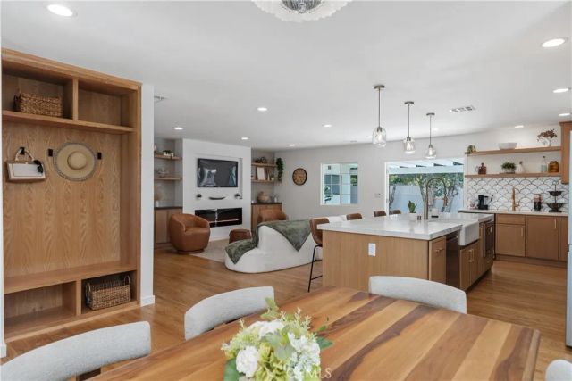 5530 E Pageantry, Long Beach, CA 90808