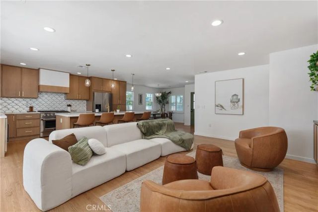 5530 E Pageantry, Long Beach, CA 90808