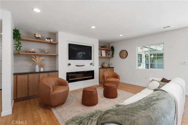 5530 E Pageantry, Long Beach, CA 90808