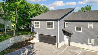 293 W Ash Street 1, Fayetteville, AR 72703