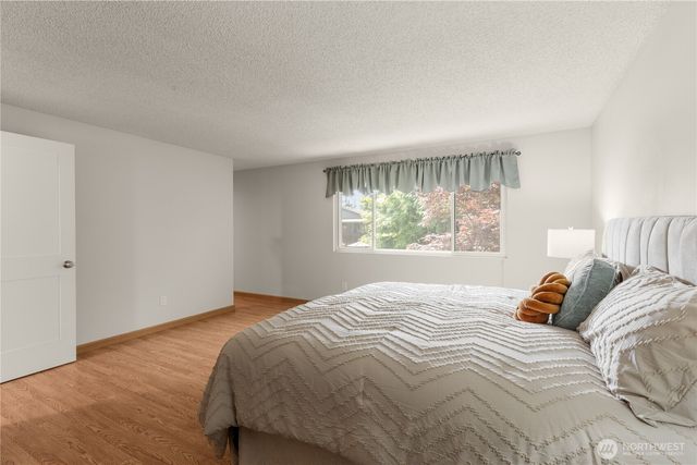 26631 Carnaby Way, Kent, WA 98032