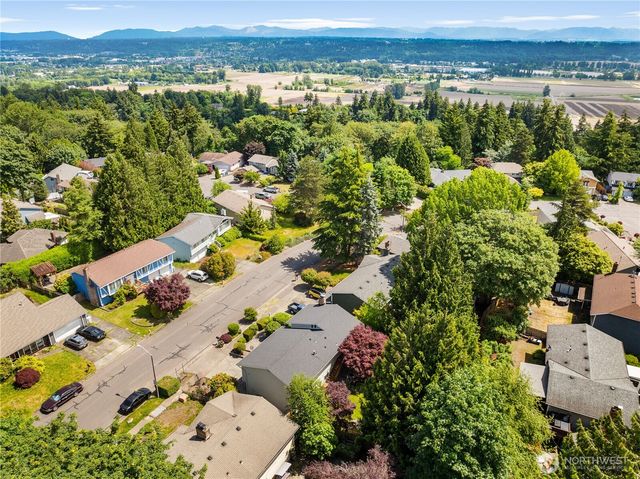 26631 Carnaby Way, Kent, WA 98032