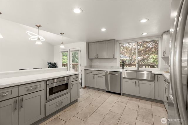 26631 Carnaby Way, Kent, WA 98032