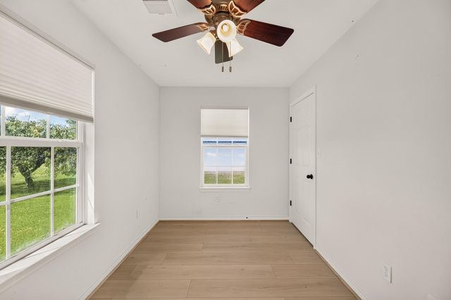 570 Stovall Drive, Palacios, TX 77465
