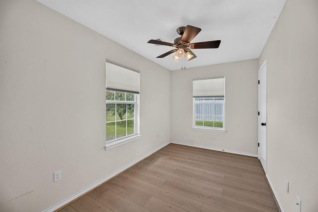 570 Stovall Drive, Palacios, TX 77465