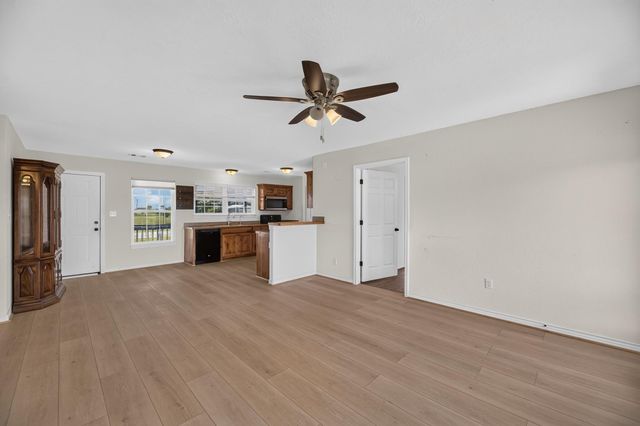 570 Stovall Drive, Palacios, TX 77465