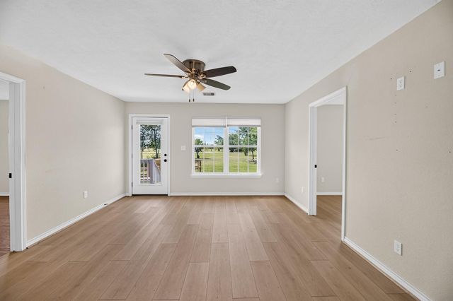 570 Stovall Drive, Palacios, TX 77465
