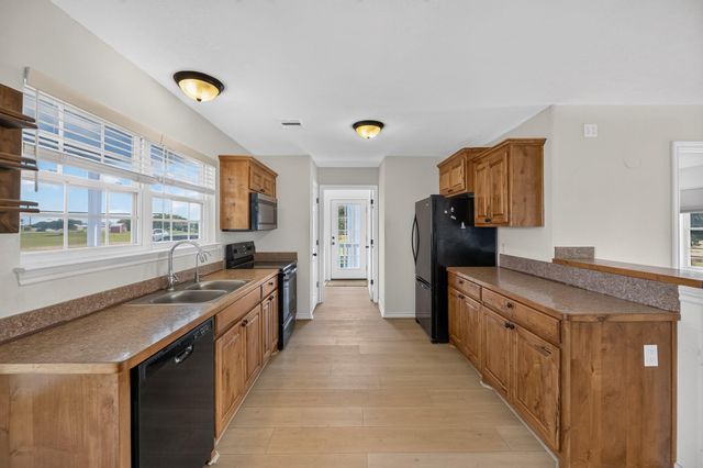 570 Stovall Drive, Palacios, TX 77465