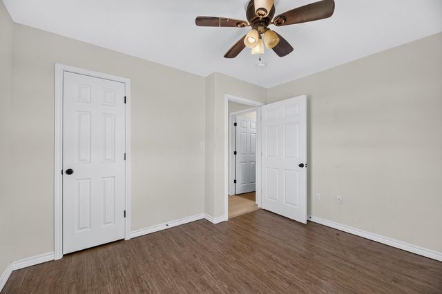 570 Stovall Drive, Palacios, TX 77465