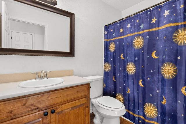 570 Stovall Drive, Palacios, TX 77465