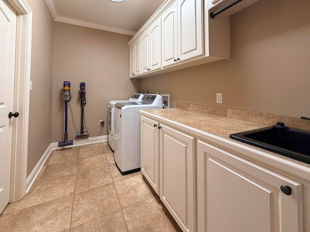 137 St Annes Dr., Hattiesburg, MS 39401