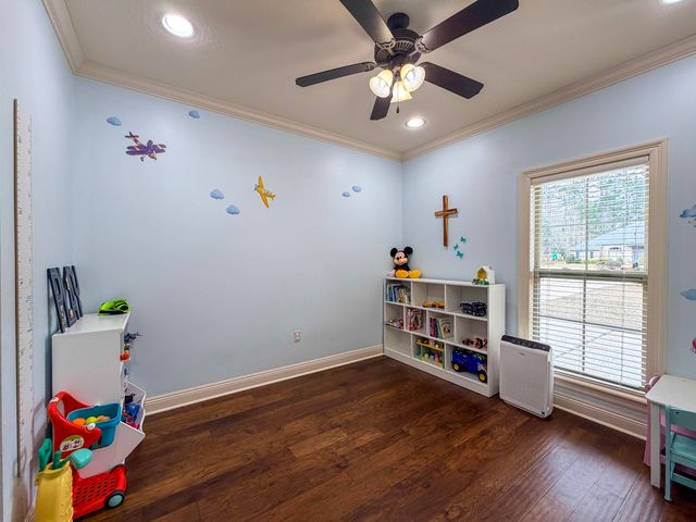 137 St Annes Dr., Hattiesburg, MS 39401