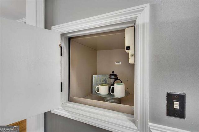 3291 Coachmans Way NE, Roswell, GA 30075