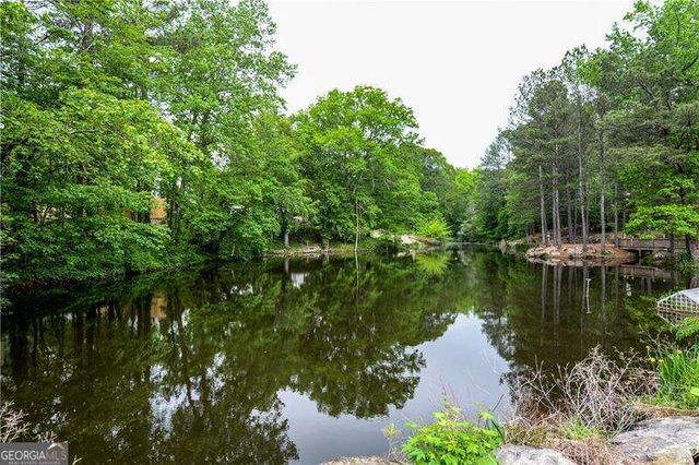 3291 Coachmans Way NE, Roswell, GA 30075