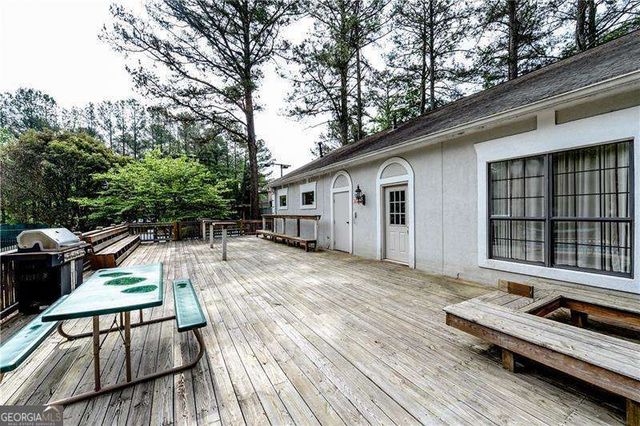 3291 Coachmans Way NE, Roswell, GA 30075