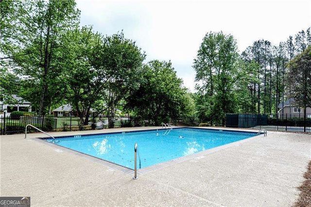 3291 Coachmans Way NE, Roswell, GA 30075