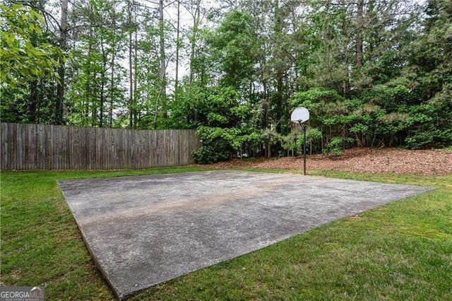 3291 Coachmans Way NE, Roswell, GA 30075