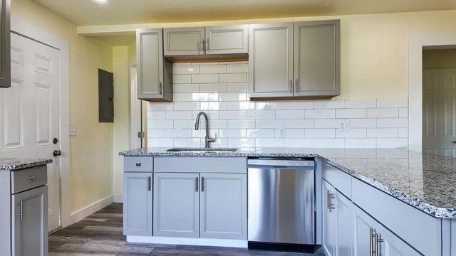 2913 SW 13th Street, Oklahoma City, OK 73108