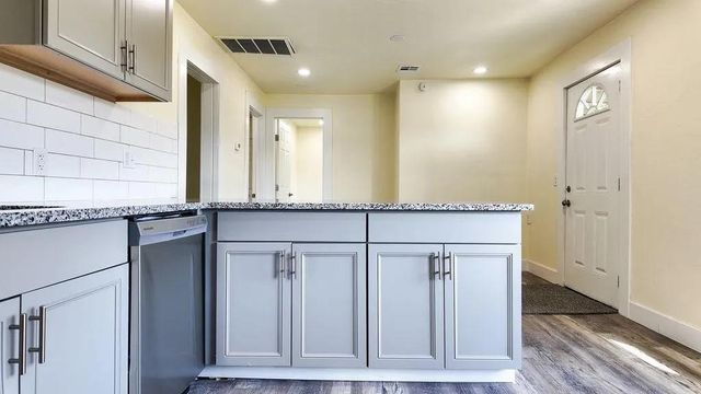 2913 SW 13th Street, Oklahoma City, OK 73108