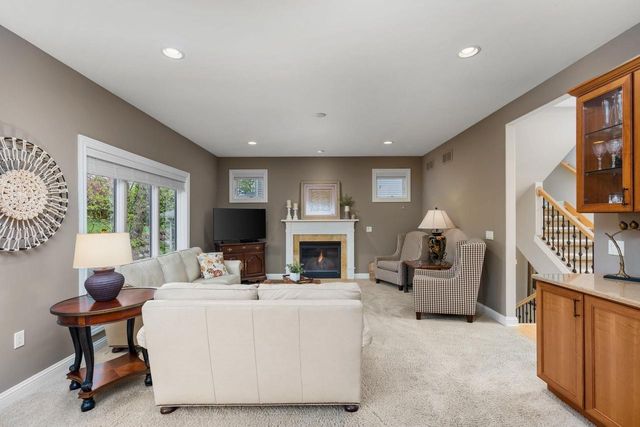 5639 Old Oak Drive, Fitchburg, WI 53711