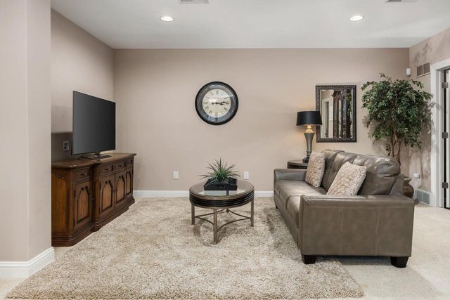 5639 Old Oak Drive, Fitchburg, WI 53711