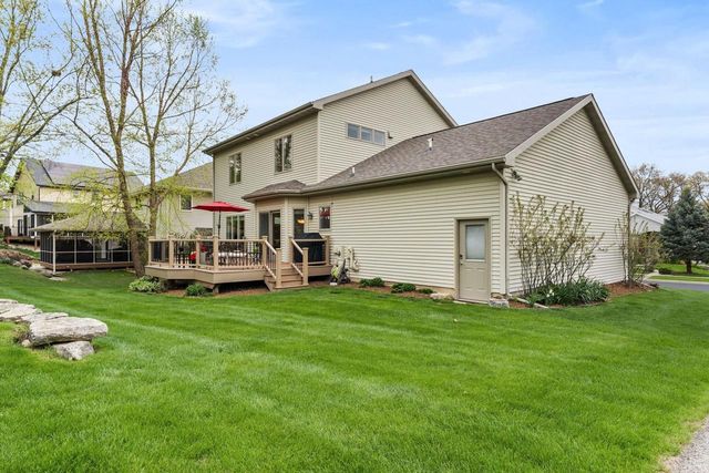 5639 Old Oak Drive, Fitchburg, WI 53711