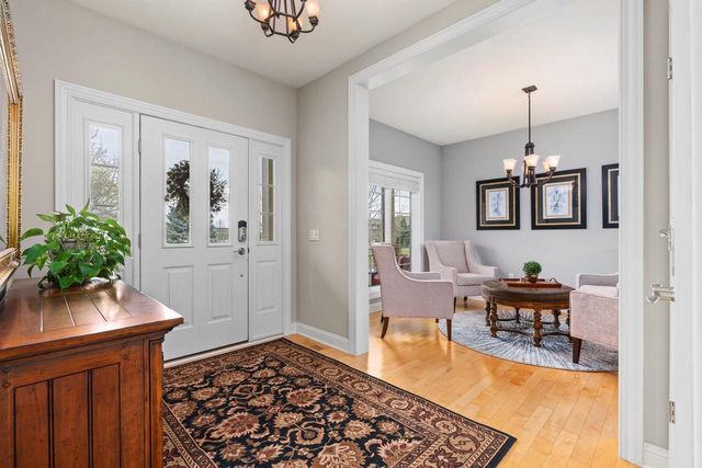 5639 Old Oak Drive, Fitchburg, WI 53711