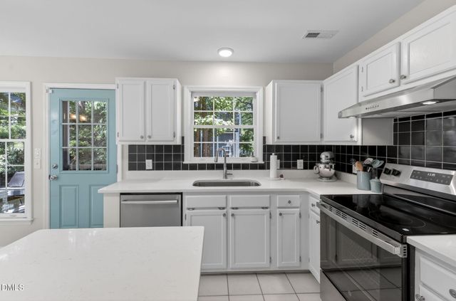 12113 Townmeade Court, Raleigh, NC 27613