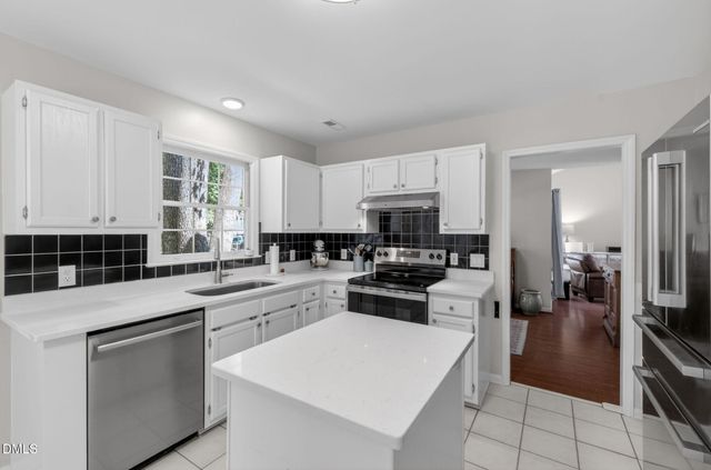 12113 Townmeade Court, Raleigh, NC 27613