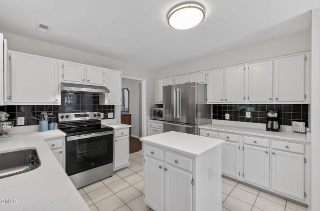 12113 Townmeade Court, Raleigh, NC 27613