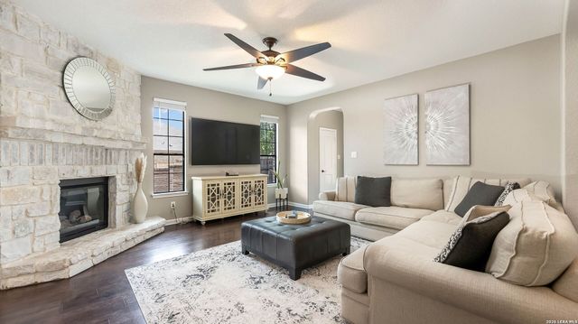 7619 Clos Du Bois, San Antonio, TX 78253