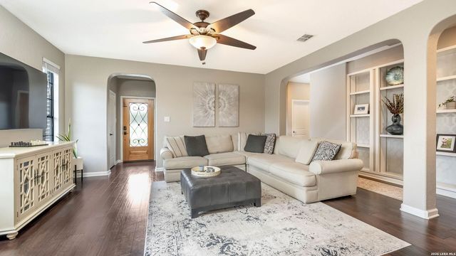 7619 Clos Du Bois, San Antonio, TX 78253