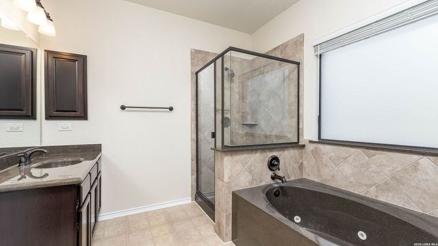 7619 Clos Du Bois, San Antonio, TX 78253