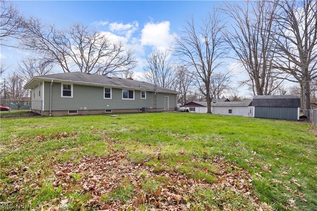 239 Habant Drive, Amherst, OH 44001